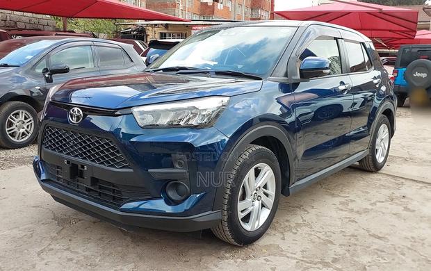 Toyota Raize 2019 Blue