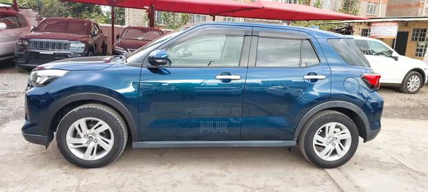 Toyota Raize 2019 Blue