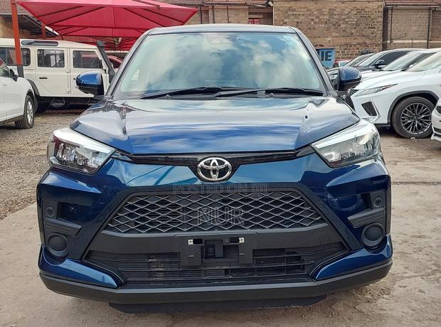Toyota Raize 2019 Blue
