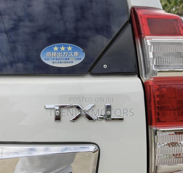 Toyota Land Cruiser Prado 2015 White