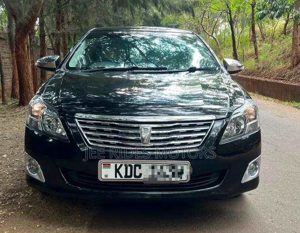 Toyota Premio 2014 Matt Black