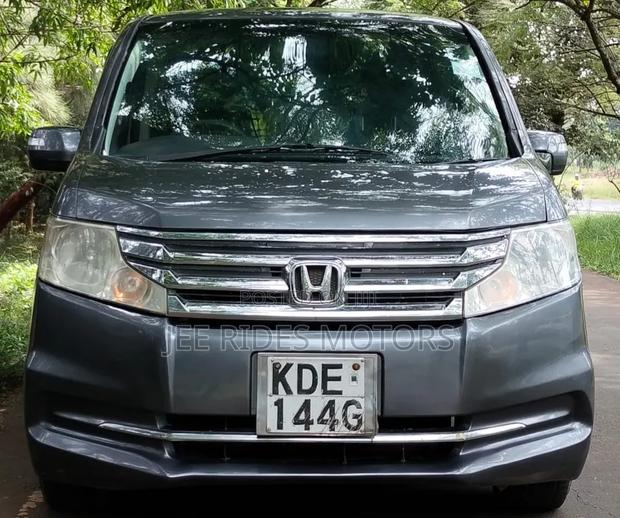 Honda Stepwgn 2014 Gray