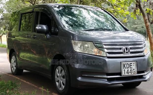 Honda Stepwgn 2014 Gray
