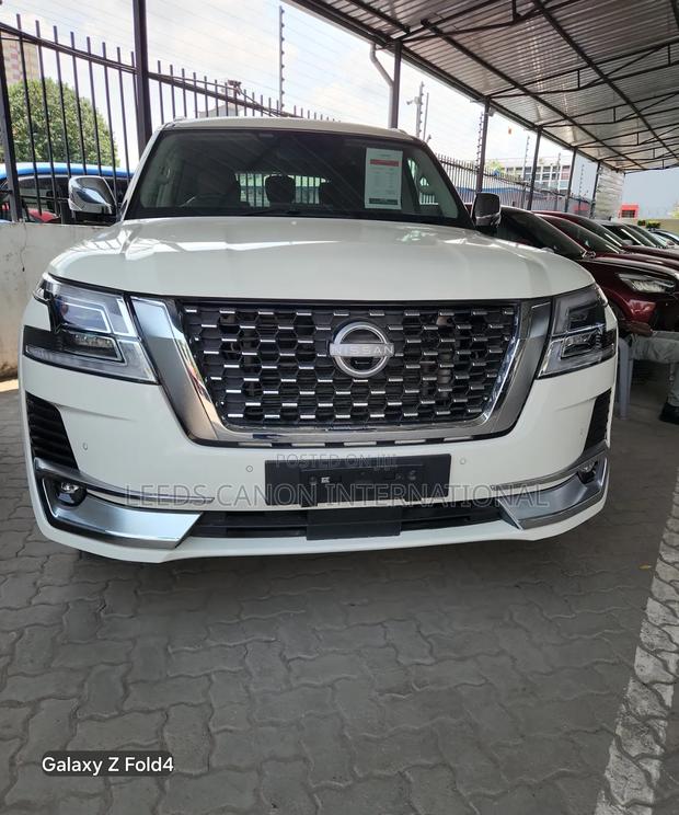 Nissan Patrol 2019 White