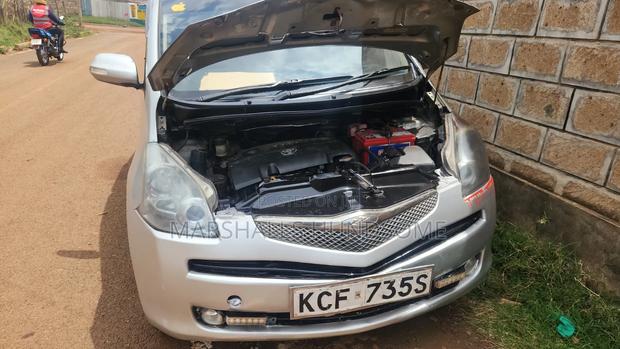 Toyota Ractis 2007 Silver