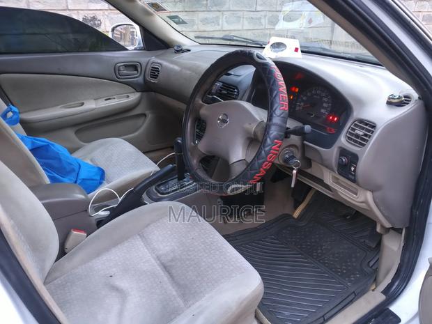 Nissan FB15 2004 White