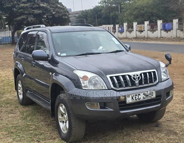 Toyota Land Cruiser Prado 2008 Gray