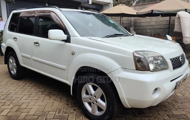 Nissan X-Trail 2006 White
