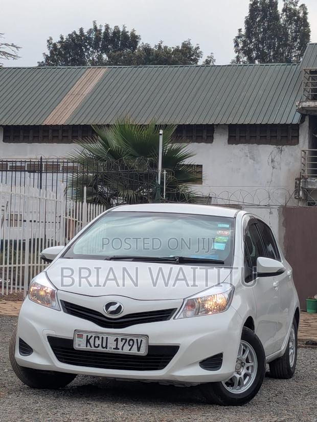 Toyota Vitz 2012 White