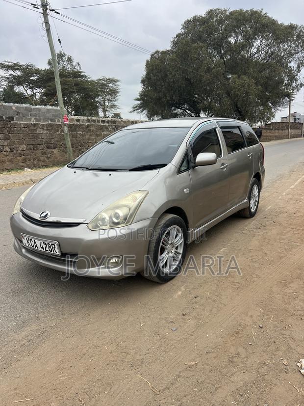 Toyota Wish 2009 Silver