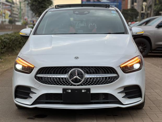 Mercedes-Benz B-Class B180 Petrol 2019 Pearl