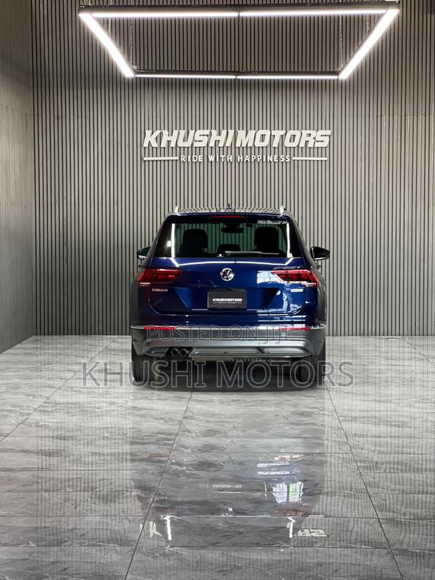 Volkswagen Tiguan 2018 Blue