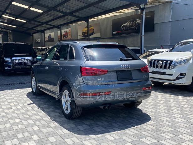 Audi Q3 2017 Gray