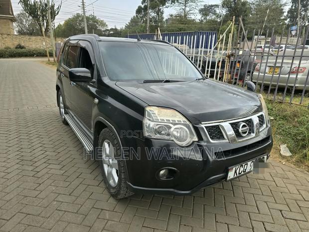 Nissan X-Trail 2012 Black
