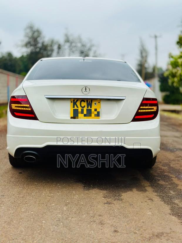 Mercedes-Benz C-Class C 200 (W204) 2012 White