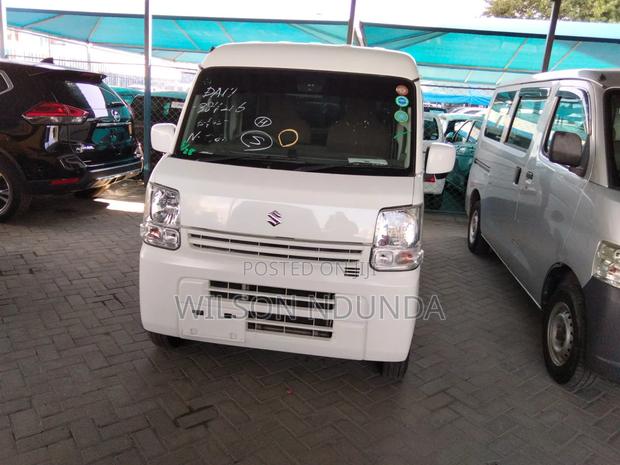 Suzuki Every Wagon 2019 White