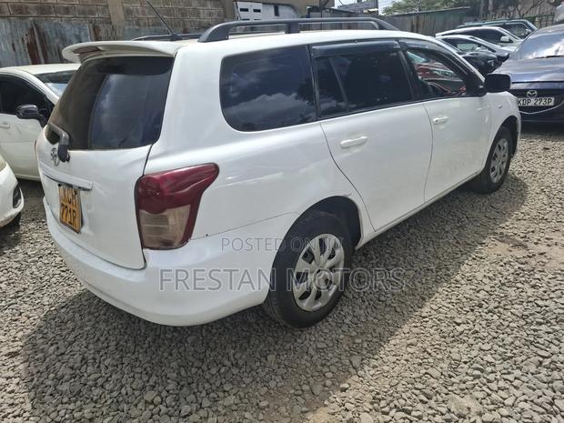 Toyota Corolla Fielder 2009 White