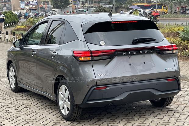 Nissan Note 1.2 Hybrid 2022 Gray