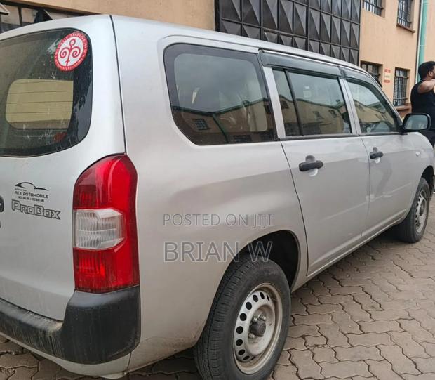Toyota Probox 2018 Silver