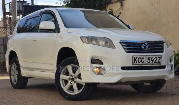 Toyota Vanguard 2008 Off white