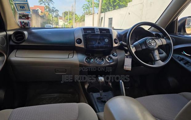 Toyota Vanguard 2008 Off white