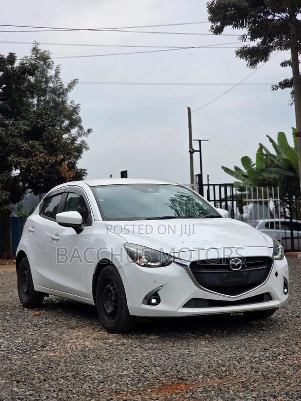 Mazda Demio 2019 White