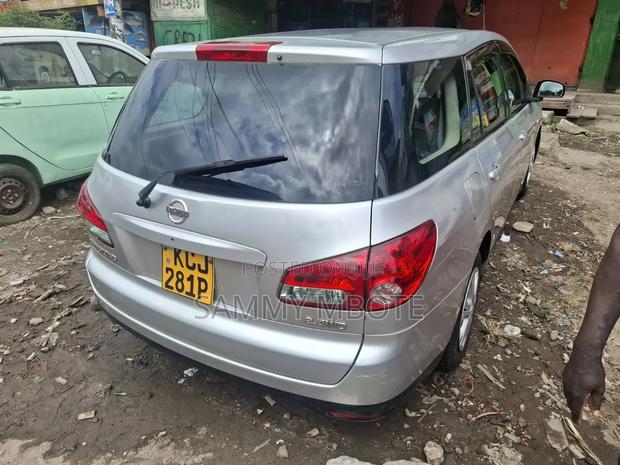 Nissan Wingroad 2009 Silver
