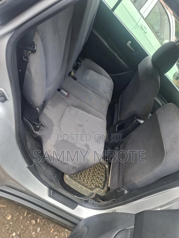 Nissan Wingroad 2009 Silver