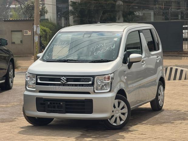 Suzuki Wagon R 660 Hybrid FWD 2019 Gray