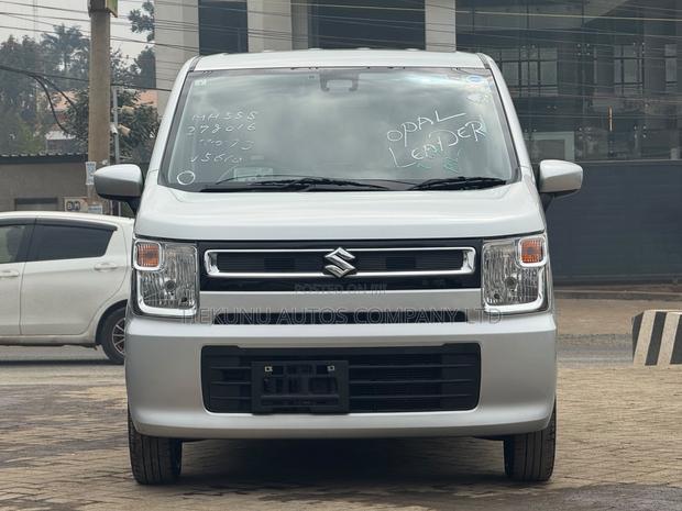 Suzuki Wagon R 660 Hybrid FWD 2019 Gray