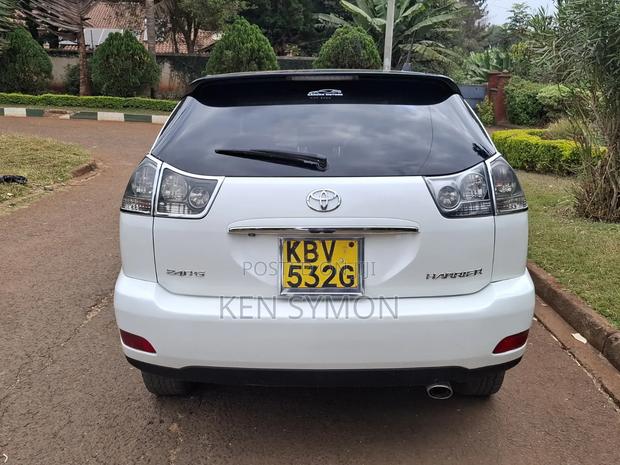 Toyota Harrier 2007 White
