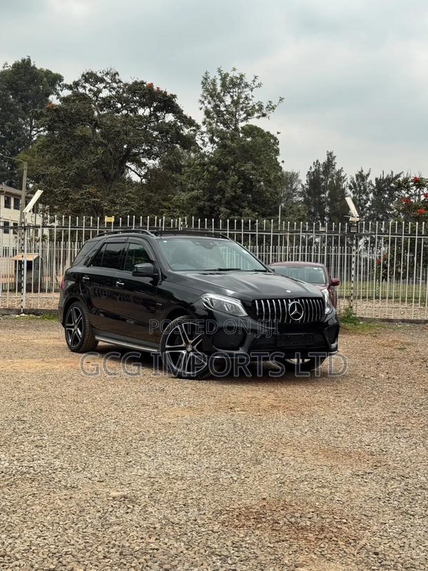 Mercedes-Benz GLE-Class 2017 Black
