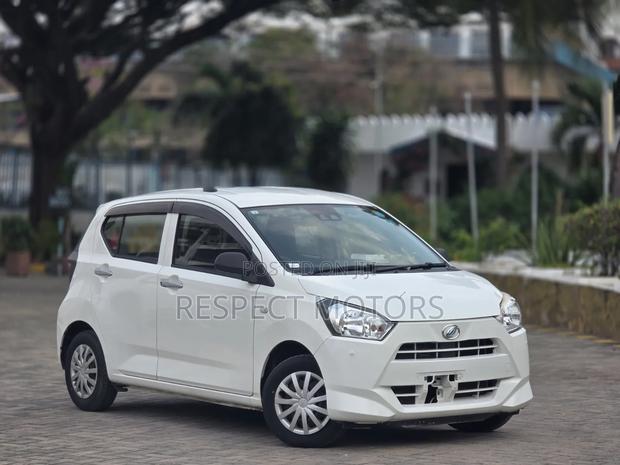 Daihatsu Mira 2019 White
