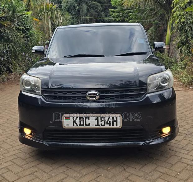Toyota Corolla Rumion 2014 Matt Black