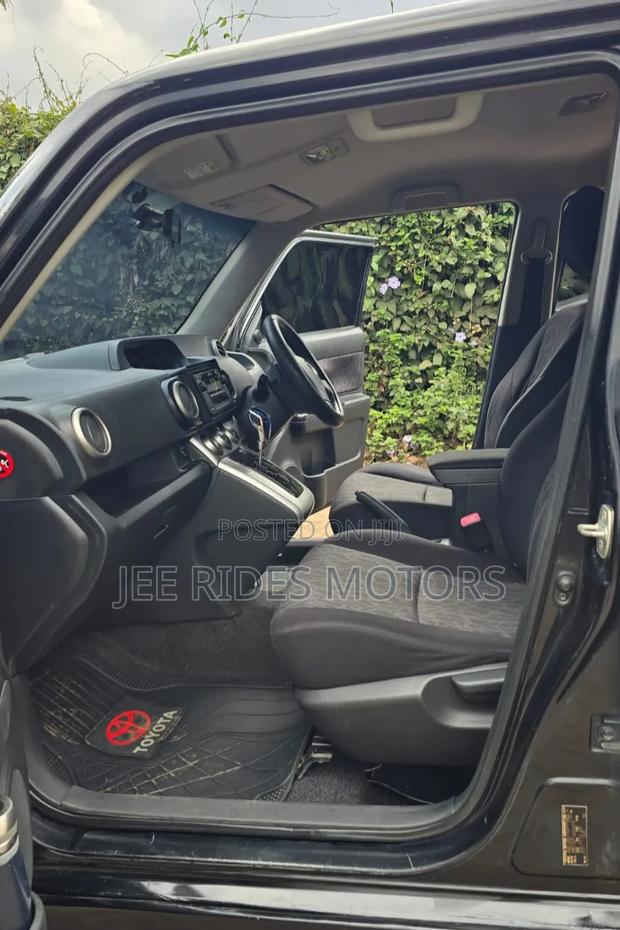 Toyota Corolla Rumion 2014 Matt Black