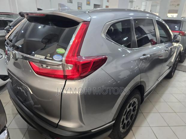 Honda CR-V 2019 Silver