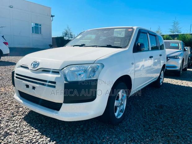 Toyota Succeed 2019