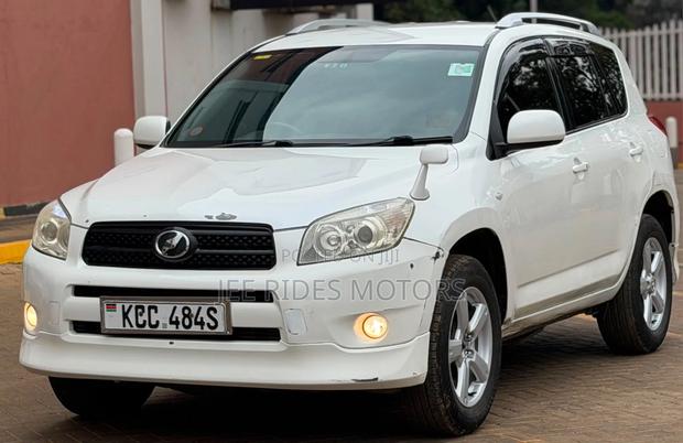 Toyota RAV4 2008 Off white