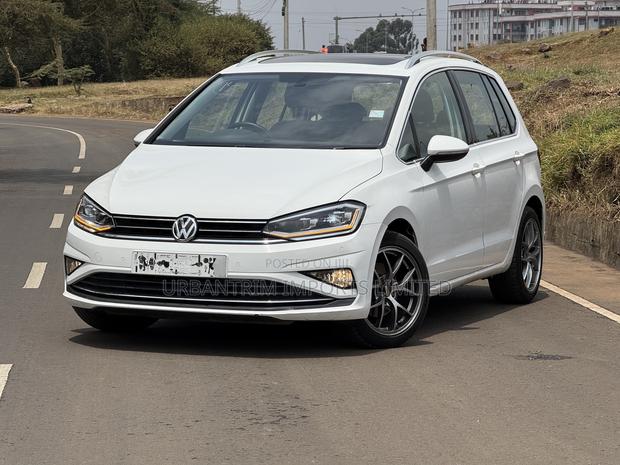Volkswagen Golf 1.4T SE FWD 2019 White