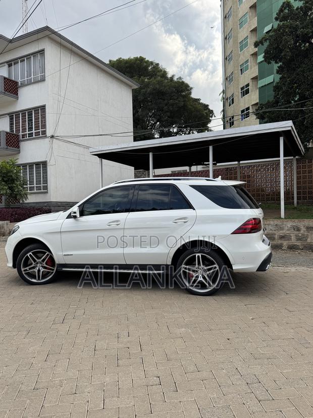 Mercedes-Benz M Class 2013 White