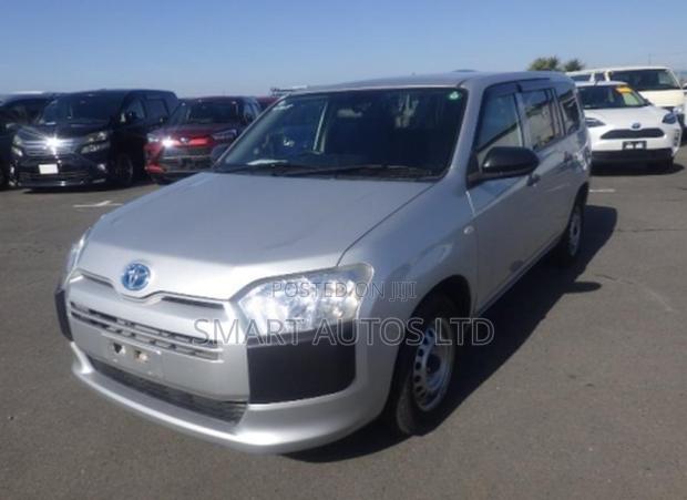 Toyota Probox 1.5 Hybrid DX 2020