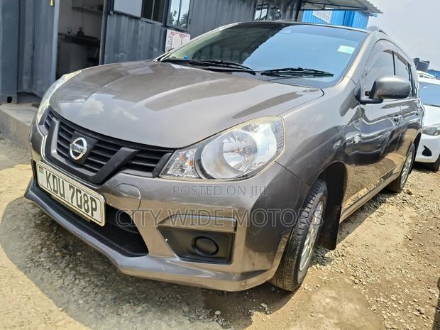 Nissan Advan 2018 Brown