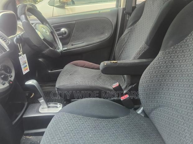 Nissan Note 2011 Gray