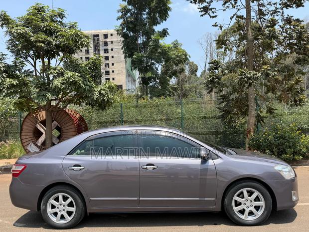 Toyota Premio 2014