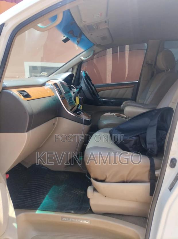 Toyota Alphard 2007 White