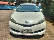 Toyota Wish 2011 White for sale
