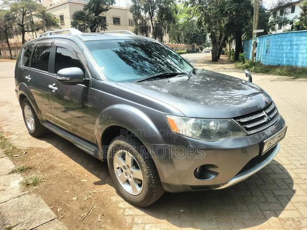Mitsubishi Outlander 2011 Gray