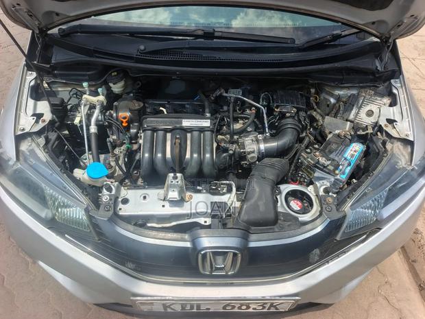 Honda Fit 2016 Silver