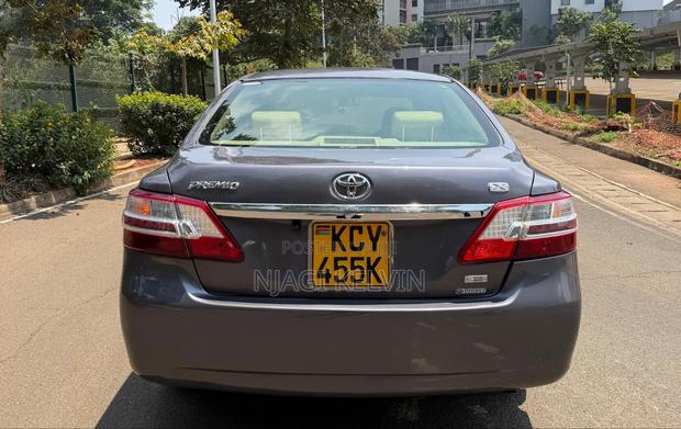 Toyota Premio 2014 Gray