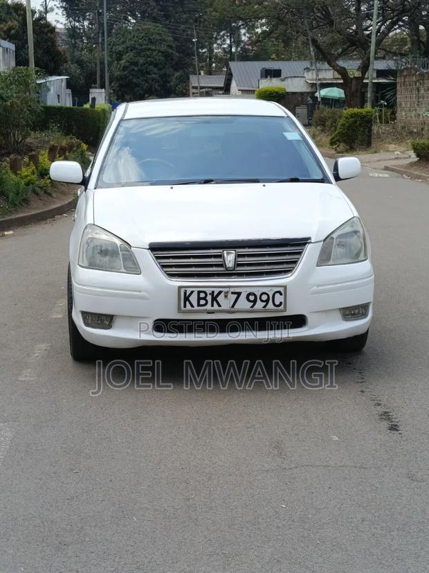 Toyota Corolla 2003 White